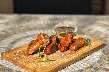 Крылышки копченые медовые 