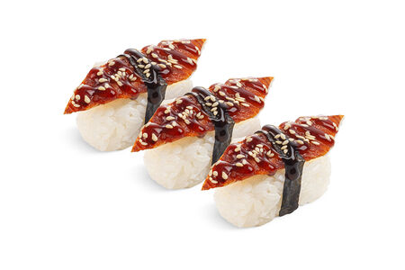 Суши угорь трио