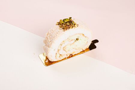 Меренговый рулет Фисташка