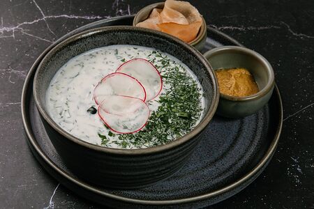 Окрошка с сыровяленой говядиной