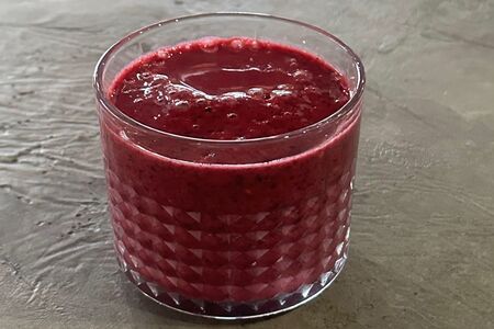 Смузи малина-смородина