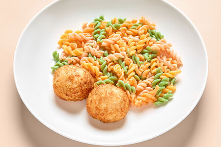 Куриные котлетки с макаронами