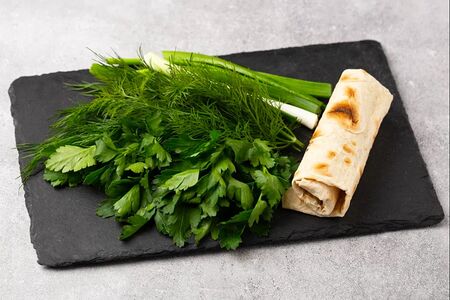 Ассорти из свежей зелени