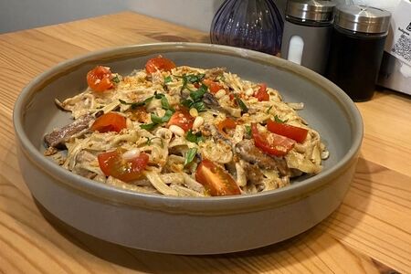 Паста с томленой говядиной