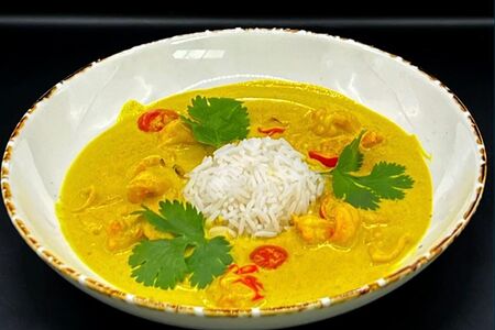 Рис Карри с морепродуктами
