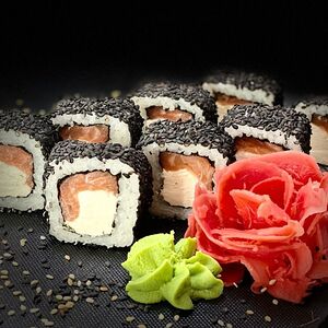 Ролл Чёрный