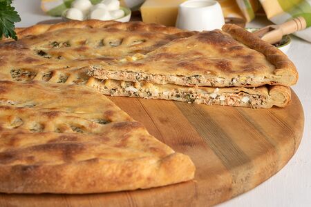 Пирог с семгой и картофелем