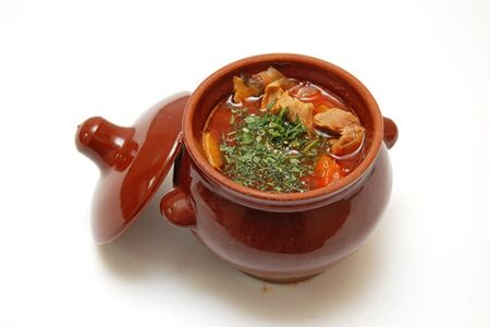 Куза шурпа в горшочке