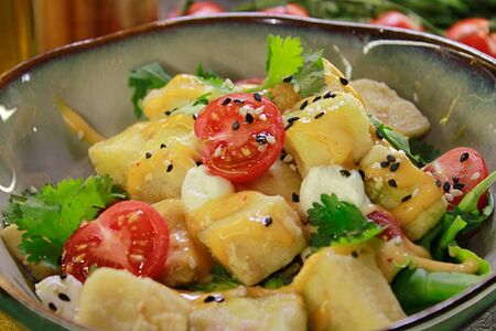 Салат с хрустящим баклажаном