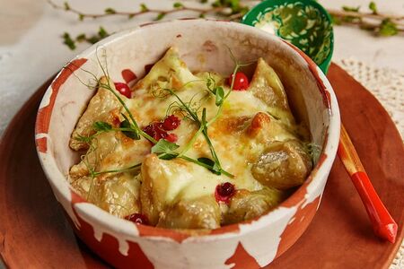 Кундюмы с уткой и клюквой 