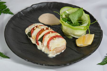 Куриная грудка Капрезе