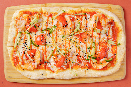 Мини - пицца с креветками