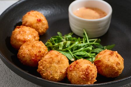 Пончики с крабом