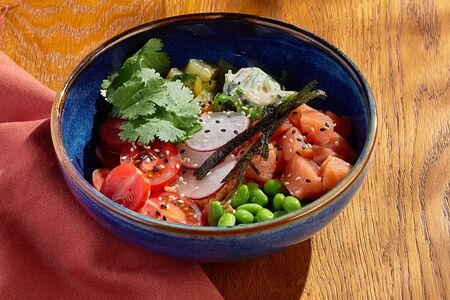 Поке с лососем