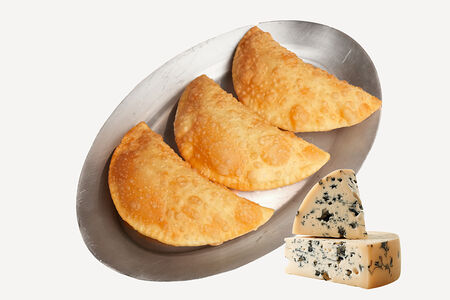 Чебуреки Четыре сыра