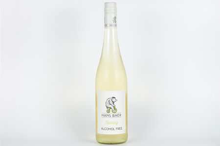 Вино безалкогольное Hans Baer Riesling 