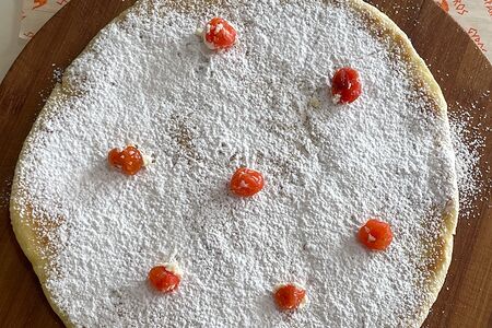 Десерт творожный со вкусом вишни