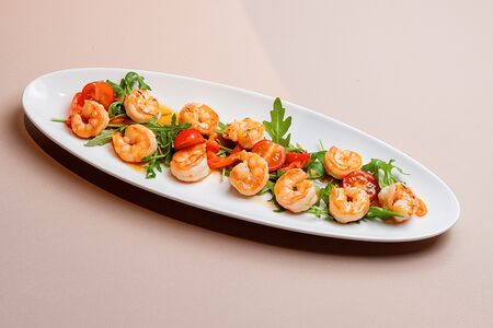 Креветки, обжаренные в остро-сладком соусе