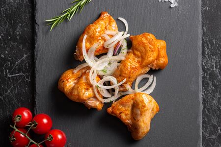 Шашлык из куриного филе с грибами