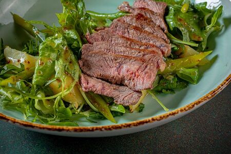 Стейк-салат Нью-Йорк
