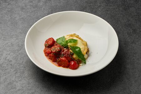 Овощная лазанья с томатами 