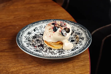 Оладьи с кремом из вареной сгущенки