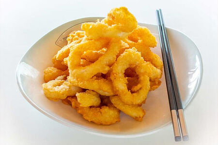 Кольца кальмара в панировочных сухарях