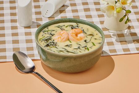 Сливочный суп с тигровыми креветками