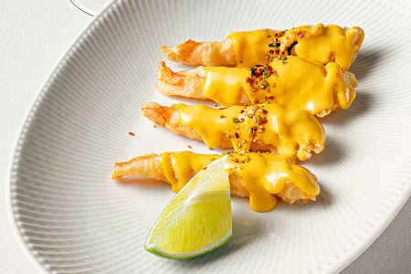 Креветки темпура с манговым айоли