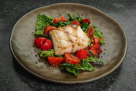 Кобио гриль, летние томаты и травы