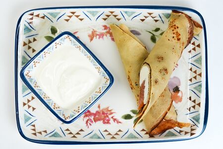 Блины с лососем и творожным сыром