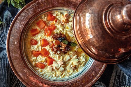 Пшеничная каша с тыквой и миндальной стружкой 