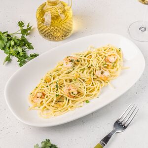 Алио Олио лингвини с креветками, с чесноком и оливковым маслом