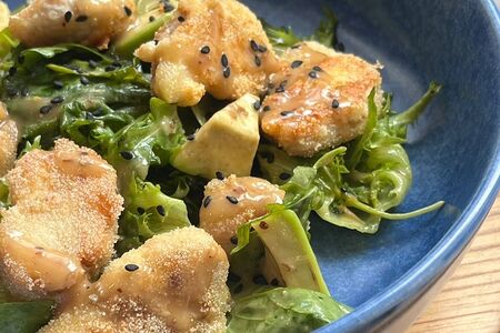 Салат с хрустящей курочкой