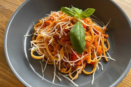 Паста с куриным соусом