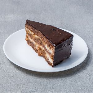 Торт Карамельно-ореховый