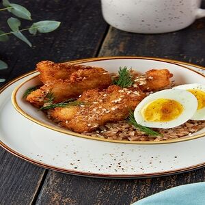 Гречневая каша с курицей в панировке