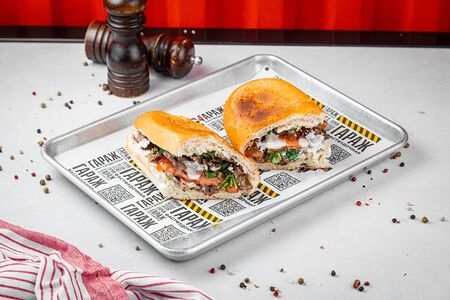 Шаурма в булочке