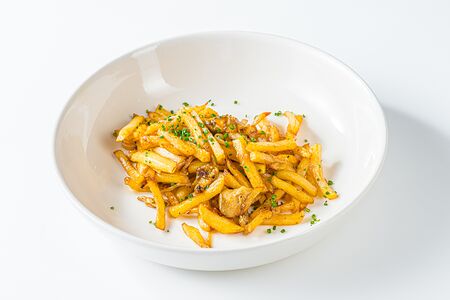 Жареный картофель с белыми грибами