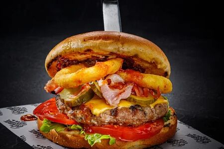 Мега Бургер