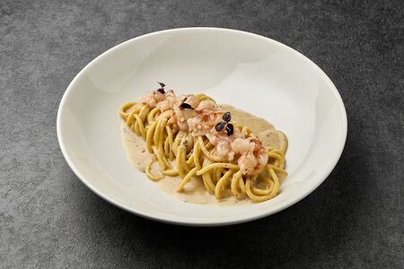 Спагетти Качо э пепе с лангустином 