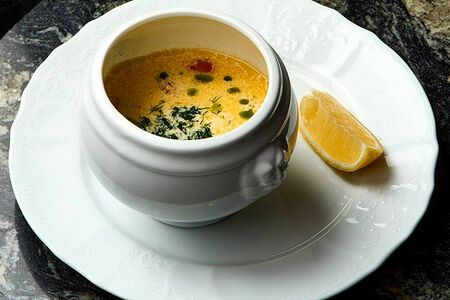 Сливочная уха с лососем