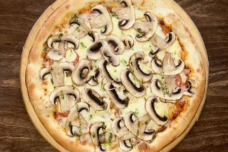 Пицца Грибная с ветчиной