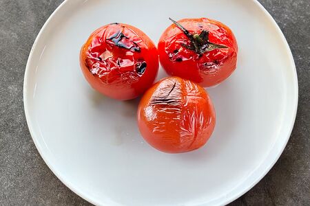 Помидоры на мангале