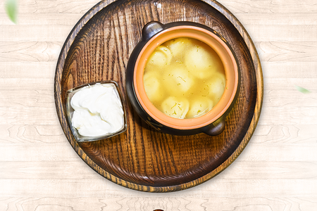 Пельмени в курином бульоне