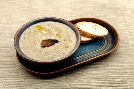 Крем-суп грибной