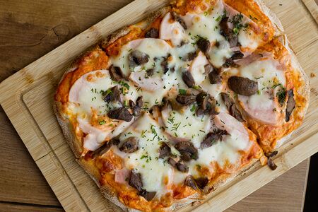 Пинца Ветчина с грибами