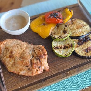 Стейк из индейки с цукини гриль