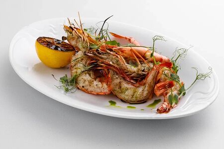 Крупная креветка с тартаром из оливок