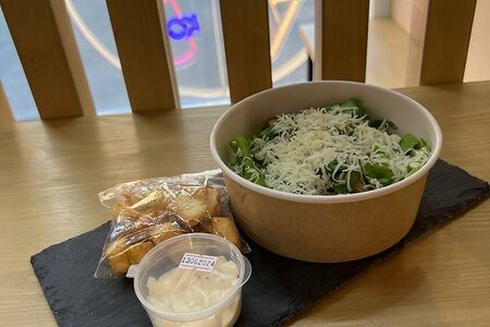 Цезарь с курицей